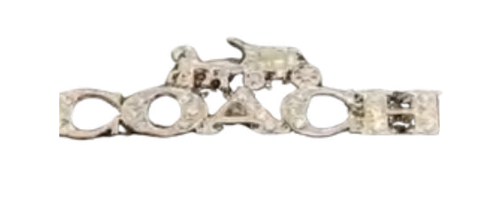 Pins Luxe Métal – Un style élégant pour vos Classic